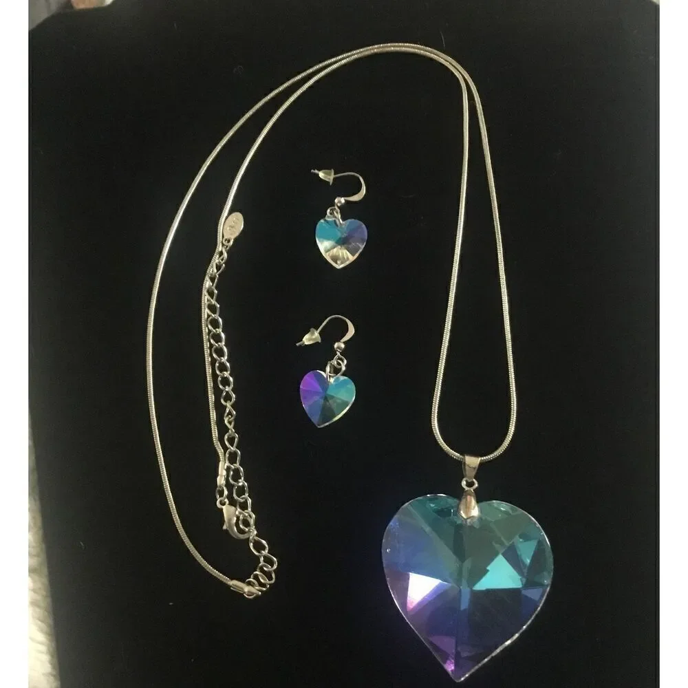 Gorgeous New Prism Swarovski Crystal Heart Necklace & Earring Set - Picture 4 of 4